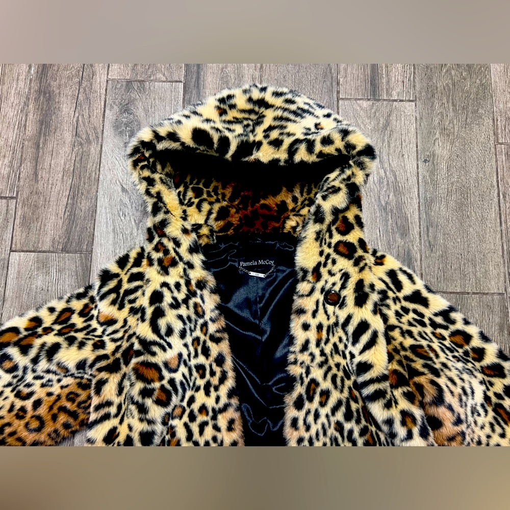 Pamela McCoy Faux Fur Coat Leopard Print Hooded S